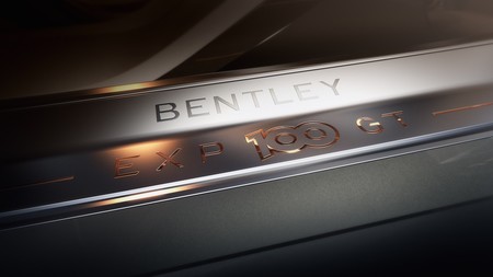 El Bentley EXP 100 GT comienza a destaparse con este teaser