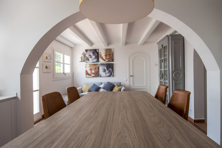 El arco como elemento separador en una preciosa cocina abierta y ... Cocinas de arco