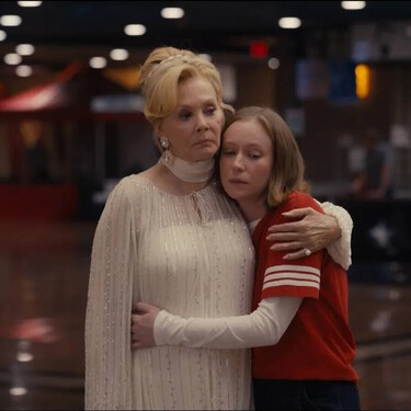 Jean Smart y Hannah Einbinder en el final de 'Hacks'