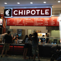 Chipotle quiere demostrar que su empresa ya entendió en México: que sea más como Starbucks y menos como Taco Bell 
