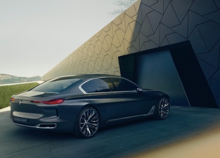El BMW Serie 8 viene en camino y tiene la mirada puesta sobre el Clase S Coupé