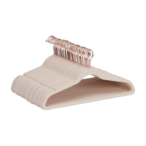 Amazon Basics perchas para ropa, antideslizantes, delgadas, con acabado de terciopelo, Paquete de 50, tono rosado/dorado rosa