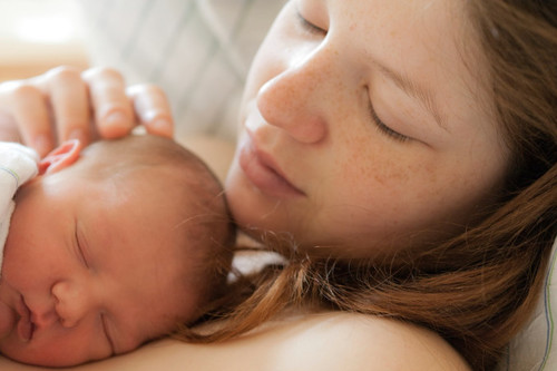 Querida mamá reciente: la maternidad no es como el postparto