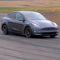 Primeros análisis del Tesla Model Y: su aceleración promete, pero se han detectado defectos en sus acabados