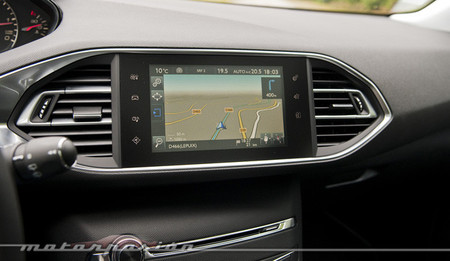 Peugeot 308, presentación y prueba en Francia