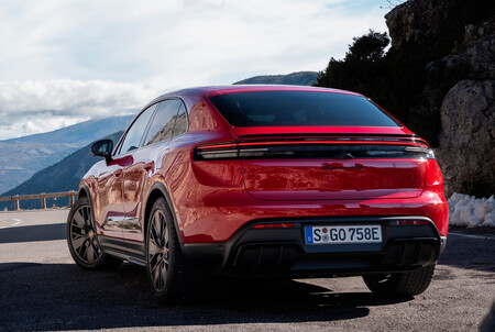 Porsche Macan Gts Electric 7