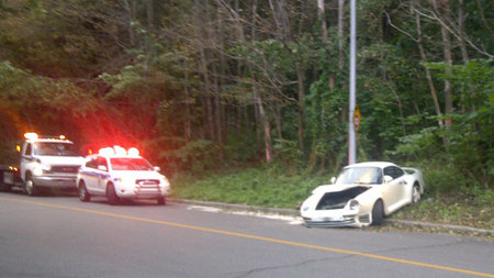 Dolorpasión™: Porsche 959 que hace ¡chas! y aparece de lado