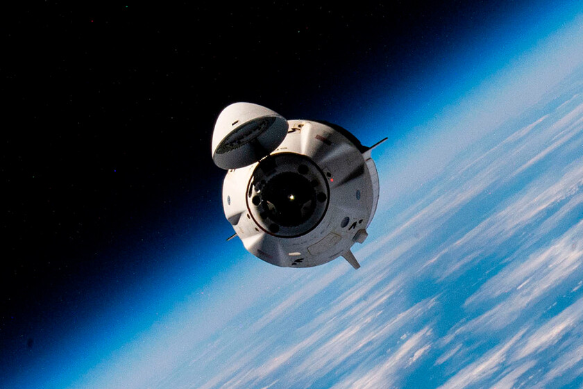 NASA is already considering rescuing astronauts stranded on the International Space Station with the help of SpaceX, after a leak in a Russian capsule: report