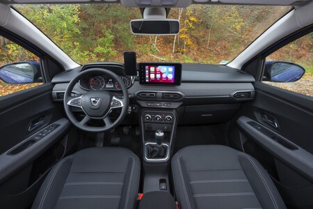 Dacia Sandero Interior 1