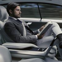 A la gente le interesa mejorar el entretenimiento en sus autos, pero no que se conduzcan solos
