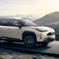 El Toyota Yaris Cross actualiza sus precios y estrena nuevo tope de gama de tracción total