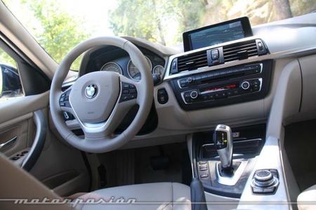 BMW 320d Touring interior