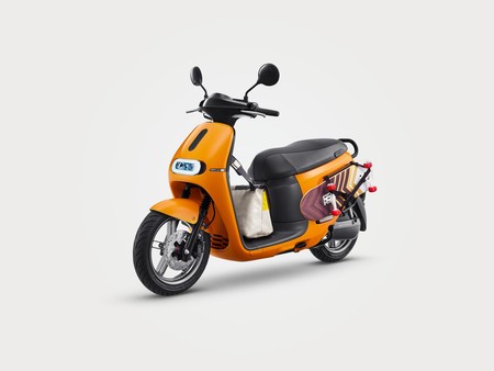 Gogoro se aproxima al scooter eléctrico perfecto: nueva moto con sitio para dos