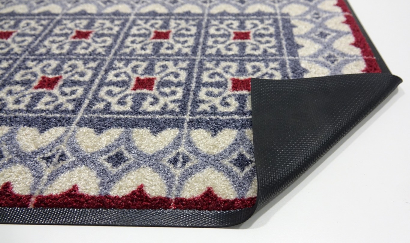 Suelos modernistas convertidos en alfombras lavables y antideslizantes