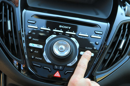 Ford B-MAX - SONY - SYNC