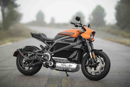 La Harley-Davidson LiveWire no engancha a los jóvenes por el precio y los necesita para salir del pozo