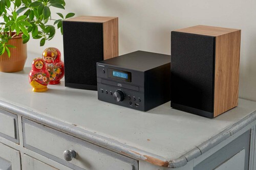 Si tienes una vieja minicadena, piénsalo bien antes de tirarla: puedes usarla como equipo de sonido para la Smart TV o reutilizar sus altavoces 