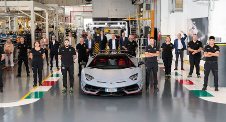 ¡Suma y sigue! El Lamborghini Aventador alcanza las 10.000 unidades producidas tras casi diez años de vida