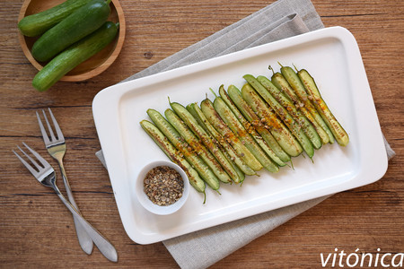 13 recetas ligeras con pepino para hidratarte este verano