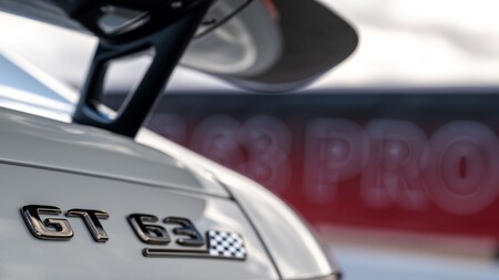 Mercedes-AMG GT 63 PRO 4MATIC+ 2025