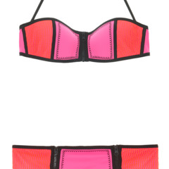 Foto 5 de 9 de la galería rita-ora-sube-la-temperatura-con-la-campana-de-bano-de-tezenis-1 en Trendencias