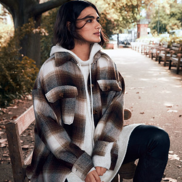 H&M lanza una serie de prendas indispensables y básicas para tu día a día (pero marcando la diferencia) 