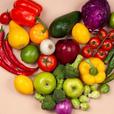 Frutas y verduras de temporada en agosto: lo que sí te conviene comprar para ahorrar en la cocina