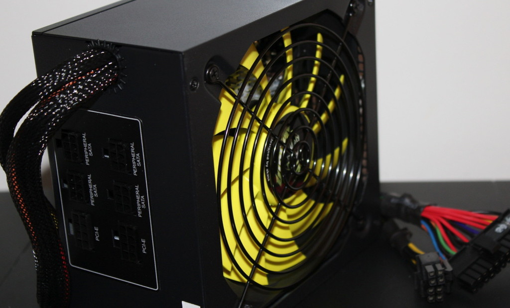 Este malware capaz de filtrar datos usando la fuente de alimentación del PC como altavoz de ultrasonidos