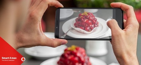 Vodafone Smart 4 Max, el primer phablet de marca propia y las diferencias con sus hermanos pequeños
