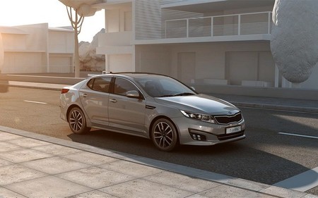 El Kia Optima T-Hybrid estará en el Salón de París