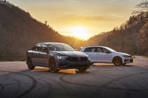 Volkswagen Jetta GLI o Volkswagen Golf GTI: ¿Cuál de los dos deportivos de VW en México y por qué?