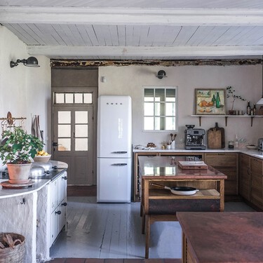 Una valenciana compra un frigorífico por 800 euros y le cobran más de 400 euros por instalarlo: "debería haber una información previa de ese precio"