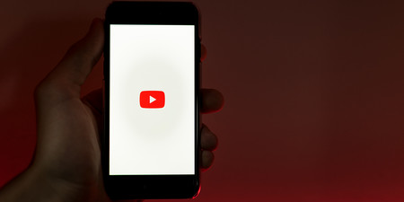 YouTube para iOS se actualiza y añade filtros a nuestras suscripciones para que nos sea más fácil elegir qué ver