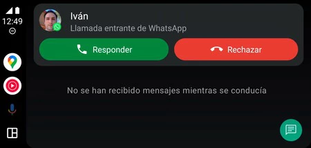 Llamada entrante de WhatsApp en Android Auto