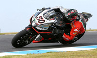 Superbikes Australia 2014: "el tapado" Sylvain Guintoli se hace con la primera pole del año