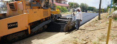 Llevamos toda la vida asfaltando las calles de negro. Marruecos está probando algo muy distinto