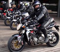 MV Agusta Brutale 1078RR: Toma de contacto en el Brutale on Tour