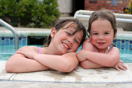 La piscina, una experiencia rica para el desarrollo del niño
