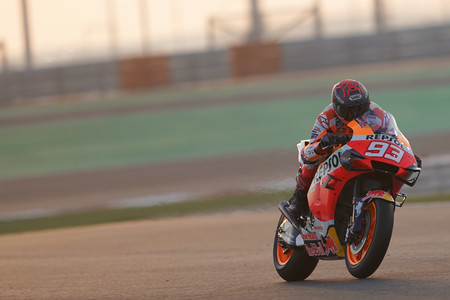 SOS Honda: Marc Márquez se cae, Cal Crutchlow no puede manejar la moto y la nueva RC213V es inconducible