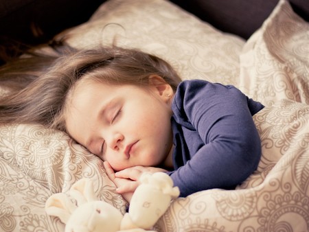 La siesta ayuda al bebé a retener lo aprendido durante el día
