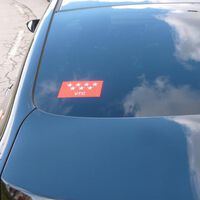 No, no es buena idea cambiar la matrícula del coche para seguir trabajando: este conductor VTC ha sido detenido por ello