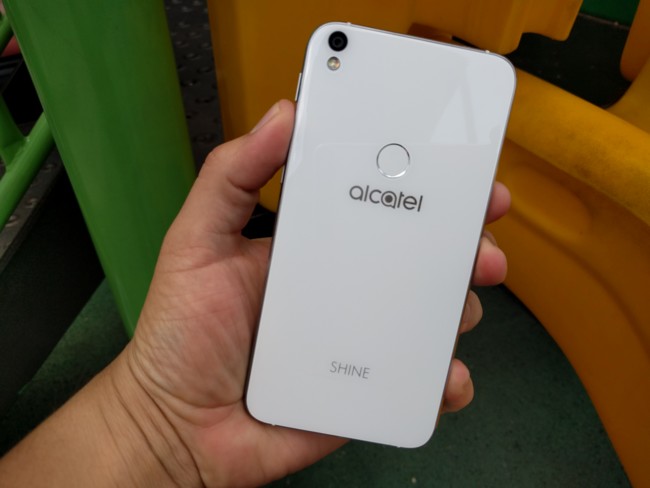 Alcatel Shine Lite, primeras impresiones