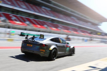 El Tesla Model S P100DL está listo para la Electric Production Car Series