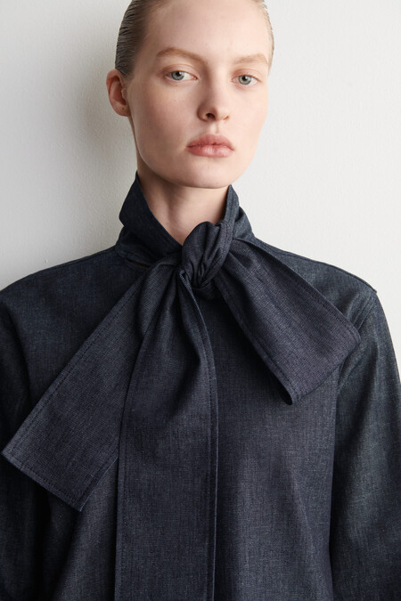 camisa oversize con lazada
