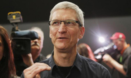 Tim Cook promete nuevos productos para otoño y habla acerca del tamaño de pantalla del iPhone y el futuro del Mac