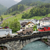 Volar sus propios puentes por los aires: el arma oculta de Suiza ante los enemigos era descabellada, pero efectiva