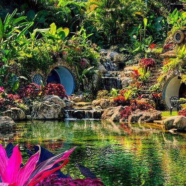 Parece Nueva Zelanda, pero es San Luis Potosí: esta es la aldea Hobbit donde puedes pasar unas vacaciones ideales
 