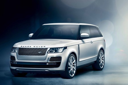 Tres puertas y sólo 999 unidades a más de 300.000 euros: así es el esperado Range Rover SV Coupé