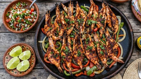 Cómo hacer camarones zarandeados con la receta y tips de la Chef Quintanilla