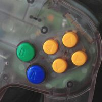 Este jugador se obsesionó con una sola cosa: comprar todas las consolas que existen de un color súper noventero, y lo logró 